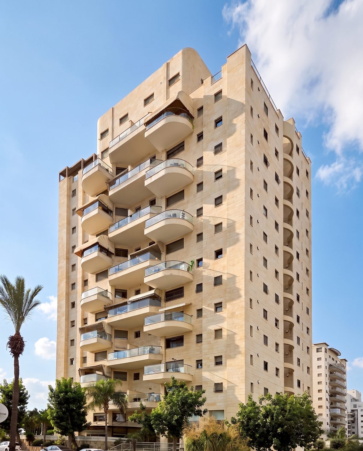 אמיר דרורי 2, חולון